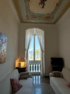 Area soggiorno di La Terrazza Sulla Baia The Balcony By The Bay