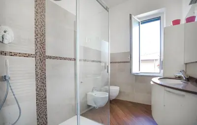 Bagno di Amazing Apartment In Chiavari With Wifi