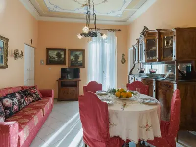 Area soggiorno di Apartment Ginevra by Interhome