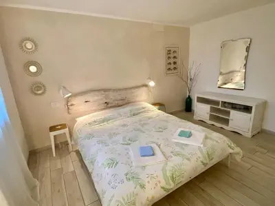 Letto o letti in una camera di Romantic Nest close to Cinque terre, sea view