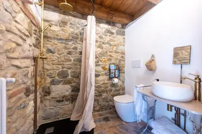 Bagno di Pietra Home