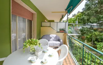 Balcone o terrazza di Amazing Apartment In Moneglia With Wifi