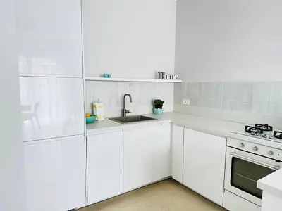 Cucina o angolo cottura di La Dolce Vita Cerisola by PortofinoVacanze