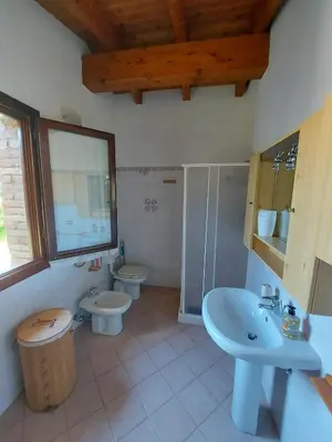 Bagno di IZZ1 Apartments - Loft Serramazzoni