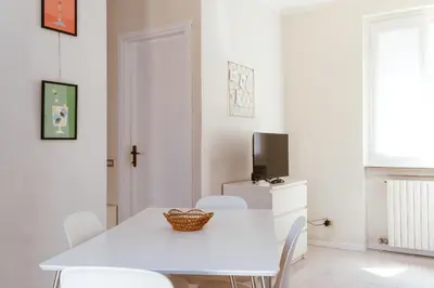 TV o dispositivi per l'intrattenimento presso peach apartment