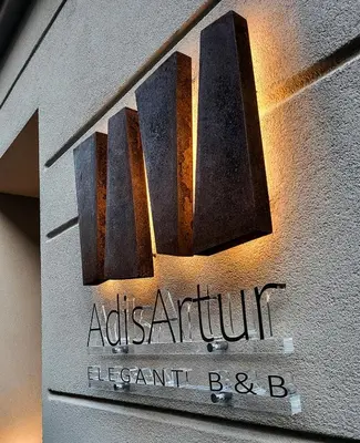Certificato, attestato, insegna o altro documento esposto da AdisArtur Elegant B&B