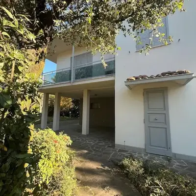 Casa Bianca con giardino a Magreta di Formigine