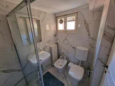Bagno di Appartamenti INCORONATA