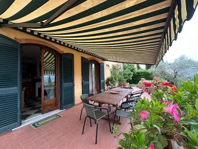 Balcone o terrazza di Villa Camilla 10 Pax by VILLASRETREATS