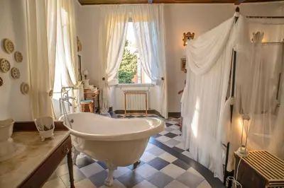 Bagno di Impero Luxury Apartment