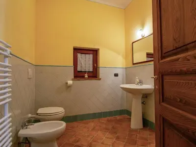 Bagno di Holiday Home La Moscella by Interhome