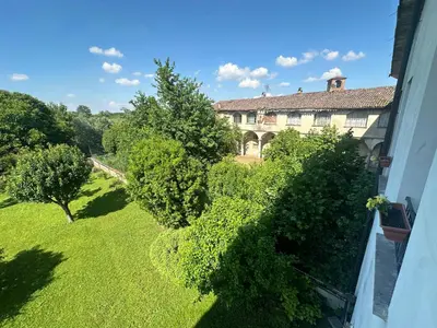 Giardino di Appartamenti vista Corte con Giardino - Arena Po - Pavia