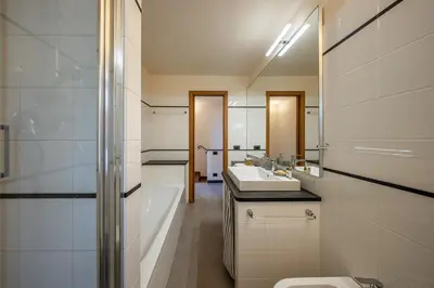 Bagno di VILLA DUFOUR 1 Lusso, Spazio e Vista Mare