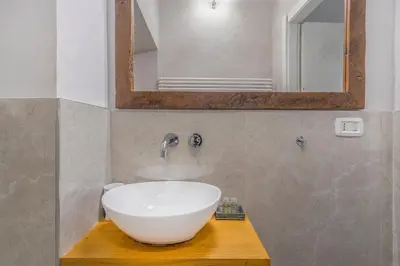 Bagno di ViaEmilia 2 min dal centro, 4 Persone, WIFI, Aria condizionata
