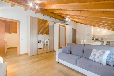 Cucina o angolo cottura di Stazione 200m - Wifi - Aria condizionata - Smart TV