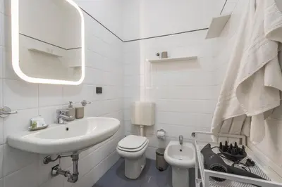Bagno di VISTA DUOMO, 4 persone, WiFi, Aria condizionata, Smart TV