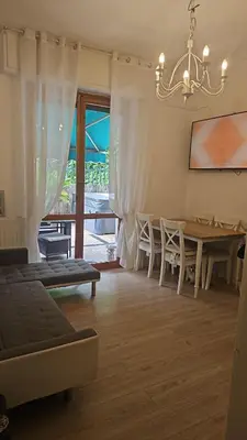 Planimetria di Rapallo 2-Bed Apt Sleeps 5 with Hot Tub