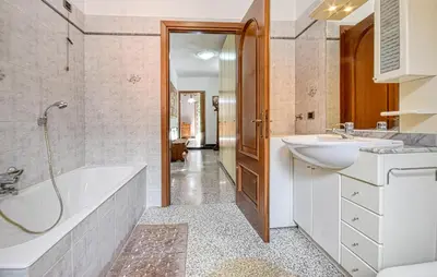 Bagno di 2 Bedroom Awesome Home In Ne