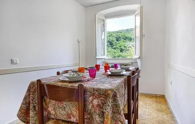 Bevande di 3 Bedroom Pet Friendly Apartment In Ne