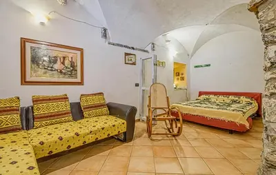 Area soggiorno di Stunning Apartment In Varese Ligure