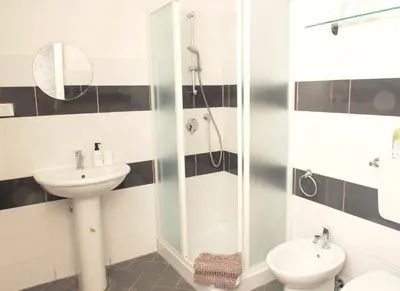 Bagno di Vara Self Check in Private Parking