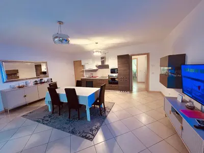 Cucina o angolo cottura di Roxana Holiday Home
