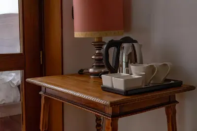 Set per la preparazione di tè e caffè presso B&B Villa Argiolas