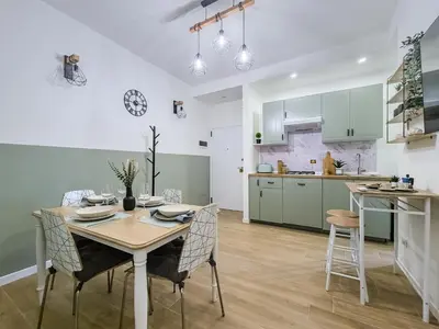 Cucina o angolo cottura di Motor Valley Boutique Apartment - 3 Suites