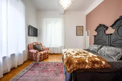 TV o dispositivi per l'intrattenimento presso Art&Design Boutique Apartment near Ghirlandina