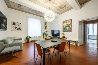 Area soggiorno di Art&Design Boutique Apartment near Ghirlandina