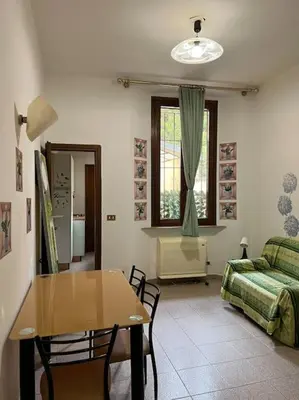 Area soggiorno di La tana moderna
