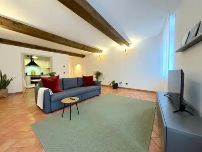 TV o dispositivi per l'intrattenimento presso Claretta