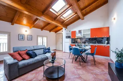 Cucina o angolo cottura di Casa Luce - bright, stylish and central
