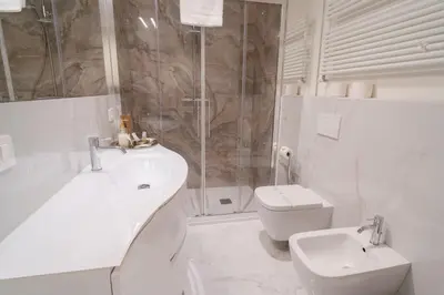 Bagno di La CHARTREUSE Luxury Suites - Manu Maison