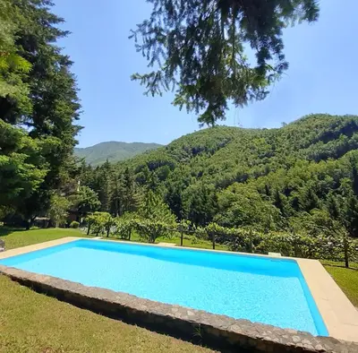 Piscina di Il Bosco di Campo Marzano Nature Retreats o nelle vicinanze