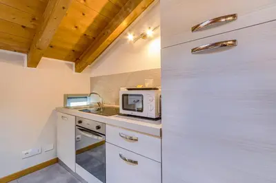 Cucina o angolo cottura di Stazione a 200m - Centro - Easy Parma Stay
