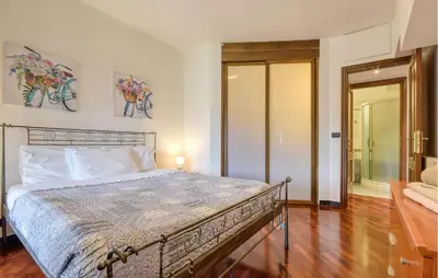 Letto o letti in una camera di Awesome Apartment In Casarza Ligure
