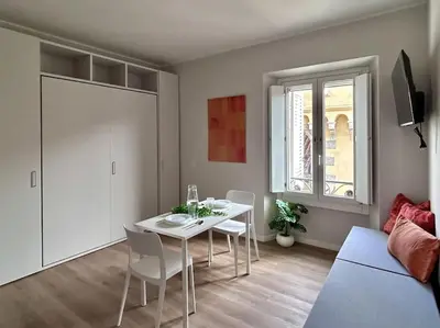 TV o dispositivi per l'intrattenimento presso Suite Orione & Andromeda - Pavia City - by Host4U
