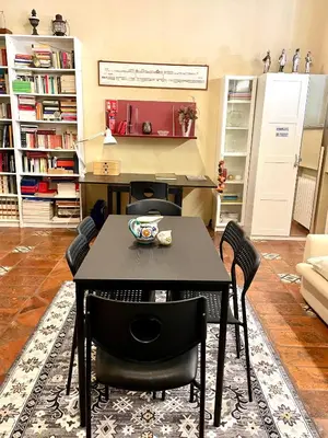 Biblioteca nell'appartamento