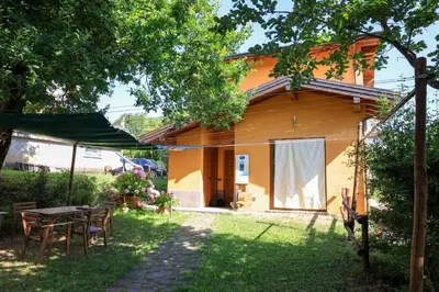 Giardino di B&B Cadrecca Tra Terra Luna e Mare