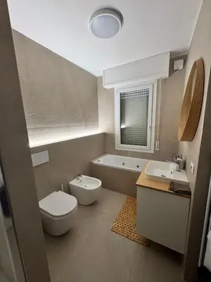 Bagno di Appartamenti a Carpi