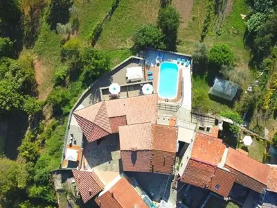 Piscina di Tuscan Haven- Spacious Home o nelle vicinanze