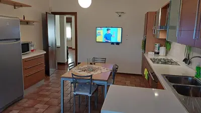 Cucina o angolo cottura di La Casa INTANTO