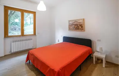 Letto o letti in una camera di Stunning Apartment In Fosdinovo