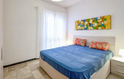 Letto o letti in una camera di 2 Bedroom Lovely Apartment In Moneglia
