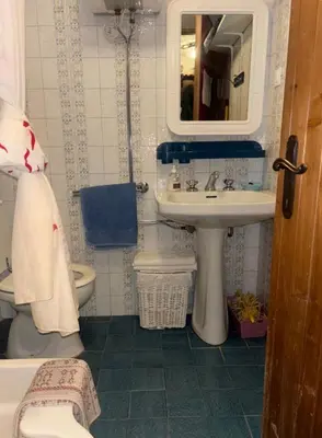 Bagno di appartamento CERRETO LAGHI