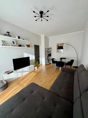 TV o dispositivi per l'intrattenimento presso Modern Home near Hospital and City Center