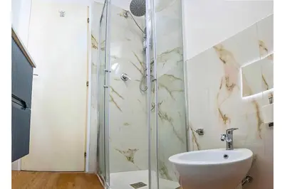 Bagno di RELAX - Casa a 2 Passi dal Centro con Free Parking e WiFi