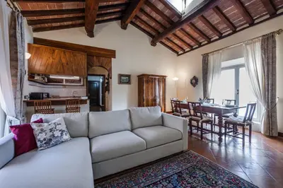 Cucina o angolo cottura di La Residenza del Museo - 5 Persone, Internal Parking