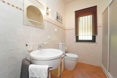 Bagno di Villa Il Nido 8 Pax by VILLASRETREATS